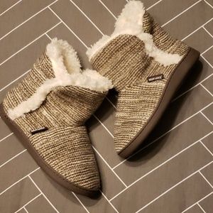 Mukluks Bootie Slippers Size M (7-8)